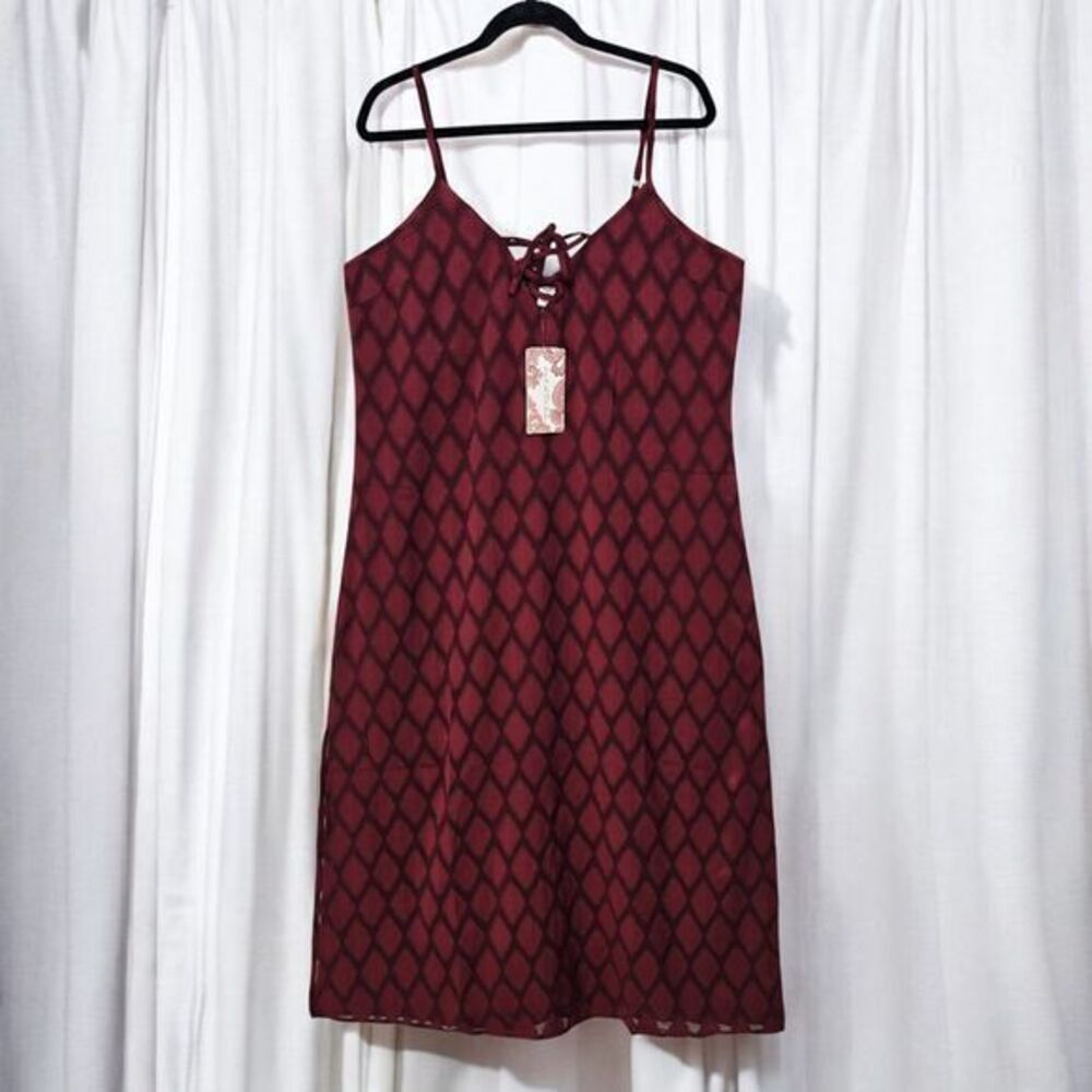 Band of the Free Merlot Diamond Lace-Up Mini Dress Red Large NWT WV538122
